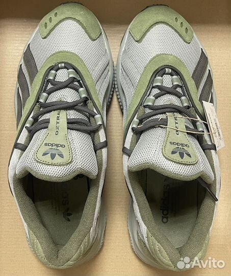 Кроссовки Adidas oztral оригинал размер 42