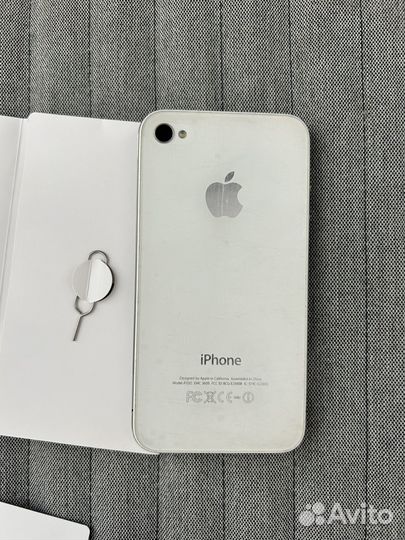 iPhone 4, 8 ГБ