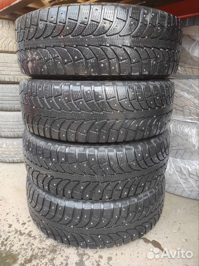 GT Radial Champiro IcePro SUV 215/70 R16