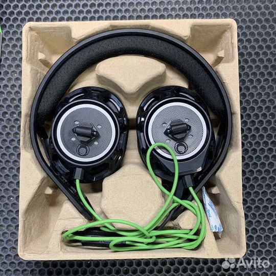 Наушники Nacon RIG 300HX