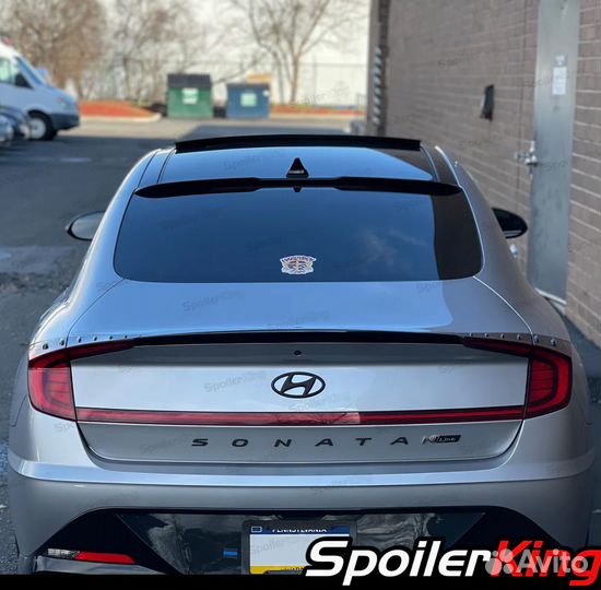 Козырек стекла заднего Hyundai Sonata 8