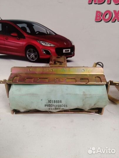 Подушка безопасности пассажира Infiniti fx 35