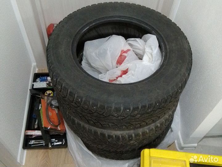 Nokian Tyres Nordman 5 SUV 215/60 R16