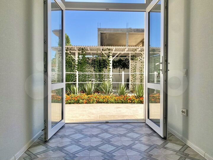 Дом 150 м² на участке 5 сот.