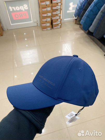 Оригинальная кепка karl lagerfeld