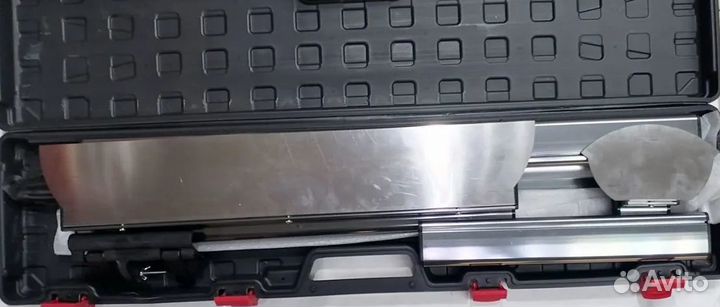 Шпатель для механизированной шпаклевки в кейсе