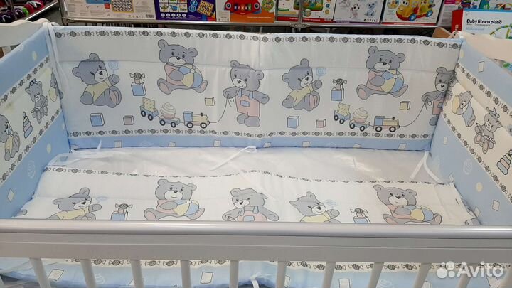 Бортики в кроватку мишки (новые)
