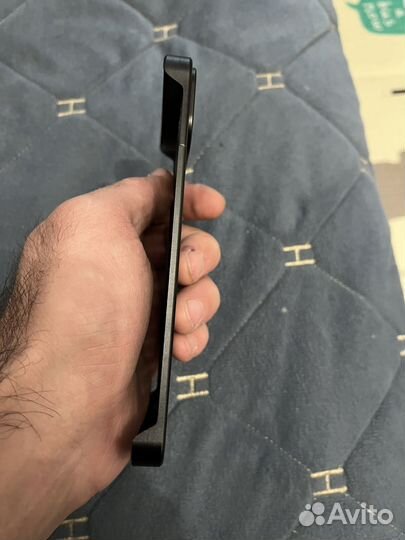 Чехол на iPhone 13 алюминий черный металл