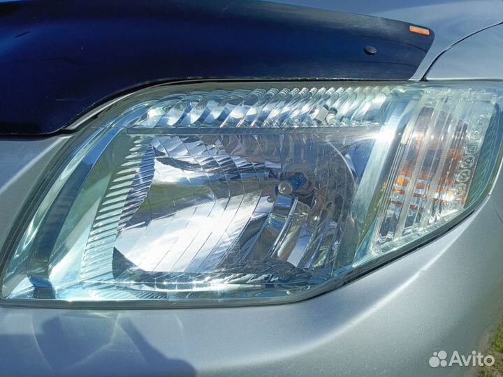 Фары Тойота Королла Филдер 141