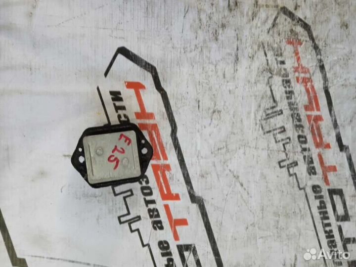 Реостат печки резистор nissan caravan cqge25 csge25 cwge25 cwmge25 dqge25. dwge25 dwmge25 QE25 QGE25