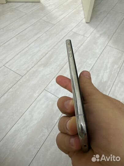 iPhone X, 256 ГБ