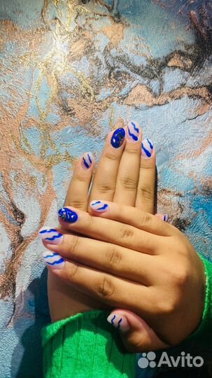 Маникюр педикюр