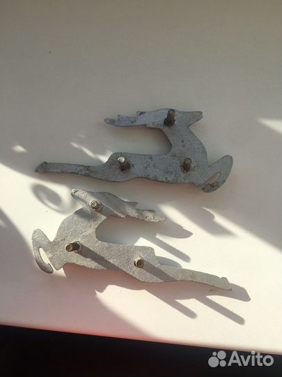 Значок эмблема для Волги