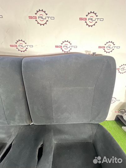 Сиденье заднее Toyota Celica ZZT231 2ZZ-GE 2003