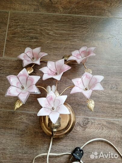 Светильник настенный