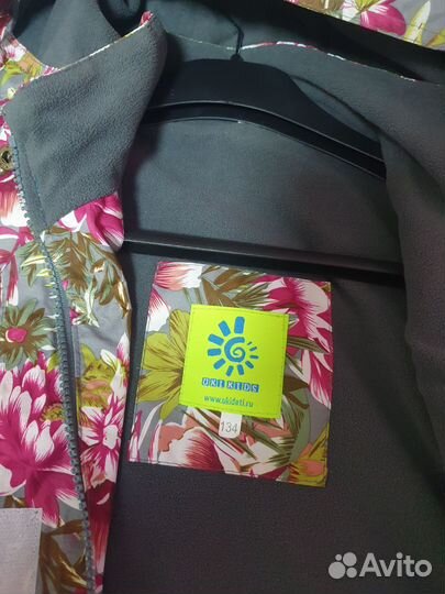 Ветровка для девочки 134