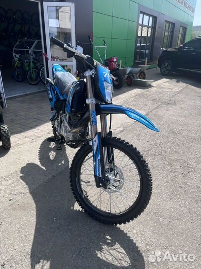 Мотоцикл Motoland xr 250