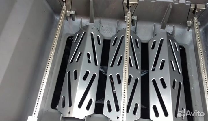 Газовый гриль weber