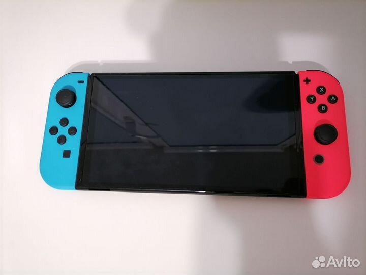 Игровая приставка Nintendo switch oled