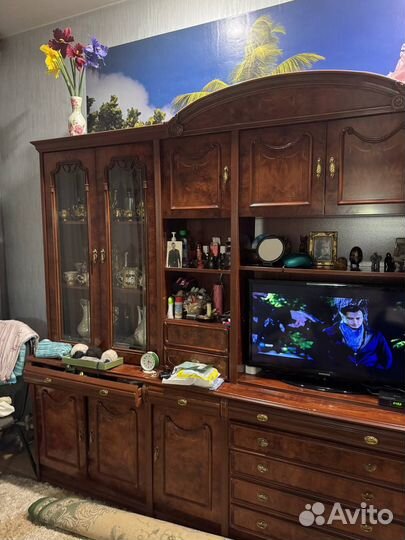 Стенка в гостиную