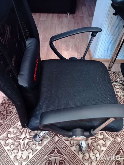 Геймерское кресло