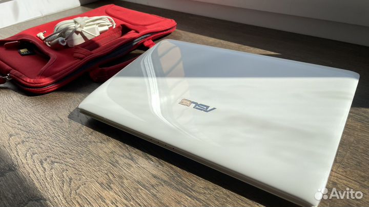 Нетбук asus eee pc Flare series