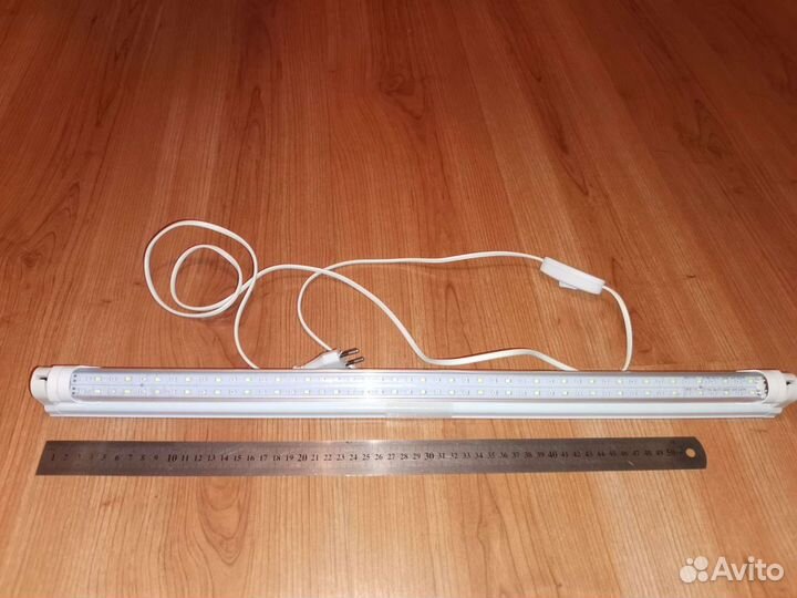 Светильник со светодиодной сменной лампой, 60 см