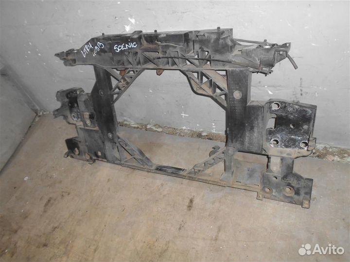 Панель передняя телевизор от Renault Scenic III 2