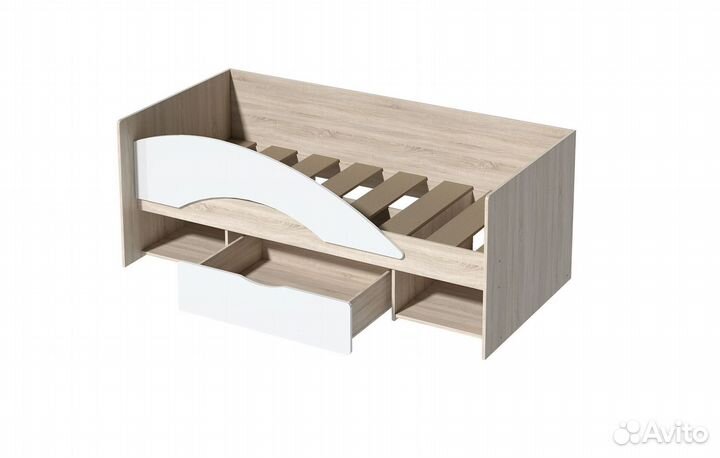 Кровать с бортиком 