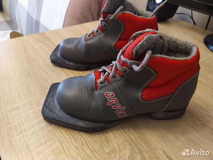 Лыжные ботинки, р.30