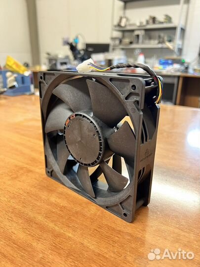 Кулера для Whatsminer 4pin Новые Оригинал