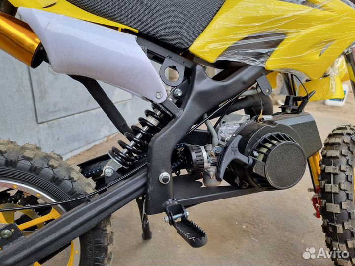 Детский бензиновый мотоцикл Питбайк