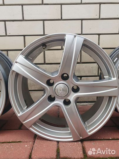 Литые диски r16