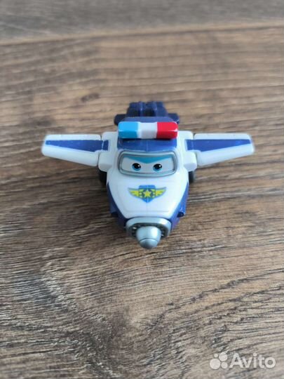 Супер Крылья Пол