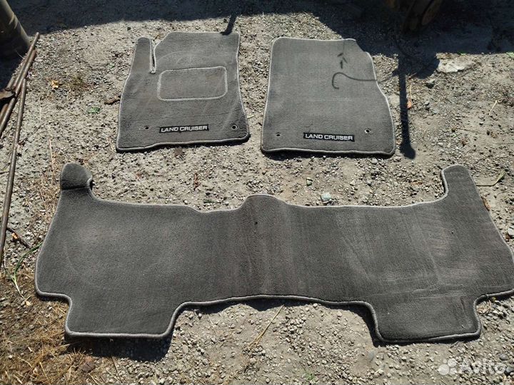 Продам ковры ленд крузер 200