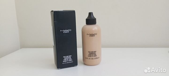 Mac face and body foundation c2