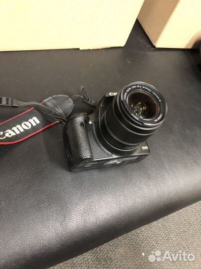 Зеркальный фотоаппарат