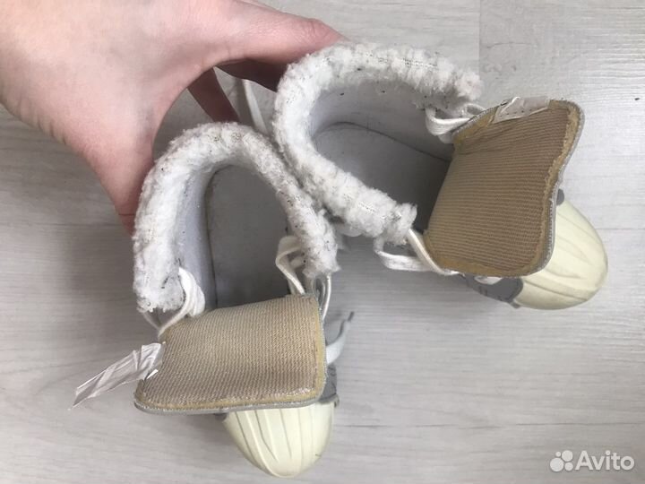 Коньки детские 2 лезвия