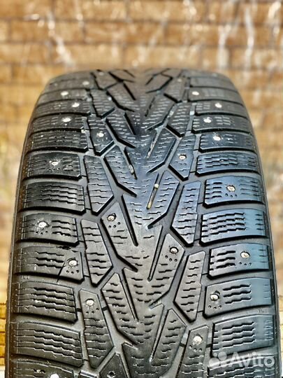 Nokian Tyres Hakkapeliitta 7 245/45 R18