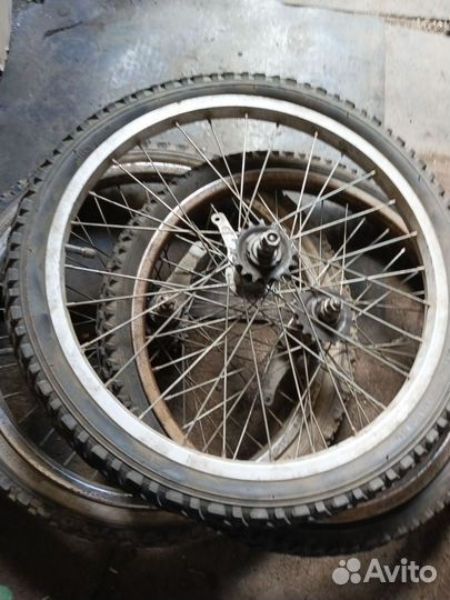 Колеса на велосипед R 20 3шт