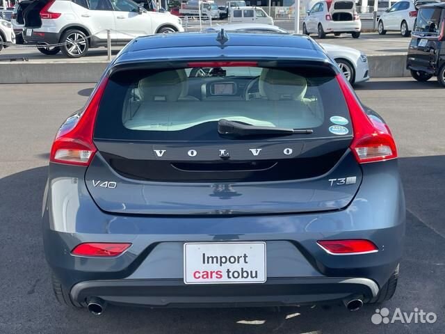 Volvo V40 1.5 AT, 2019, 32 000 км