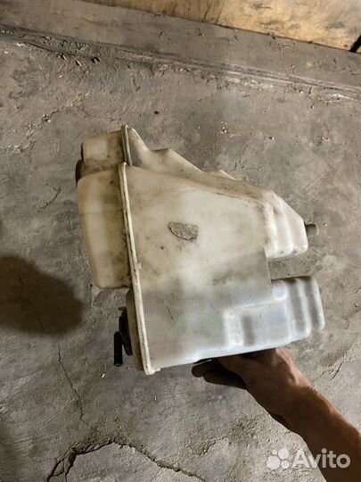 Зеркало правое карина