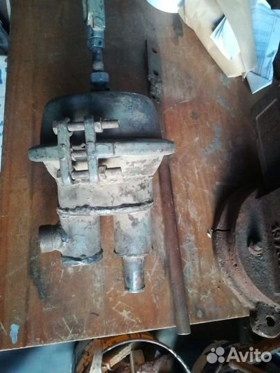 Ручной вакуумный насос