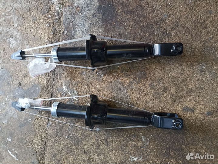 Задние стойки Honda Civic 5