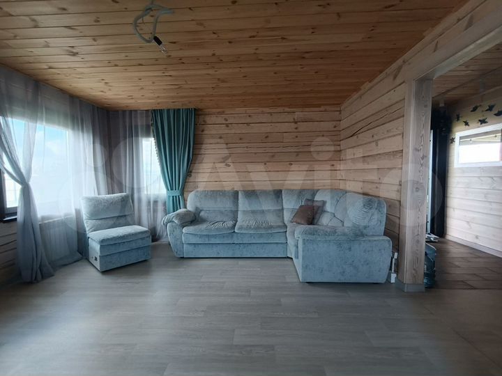 Дом 122 м² на участке 10 сот.