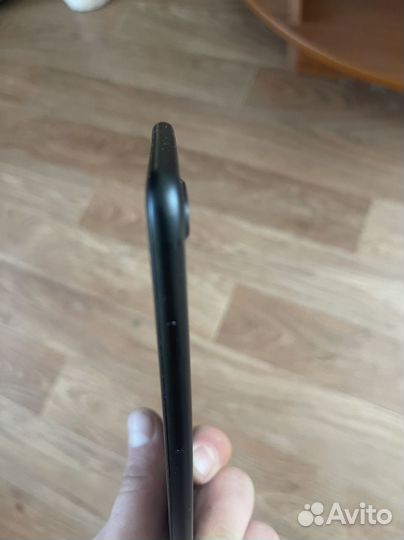 Телефон iPhone 7 plus