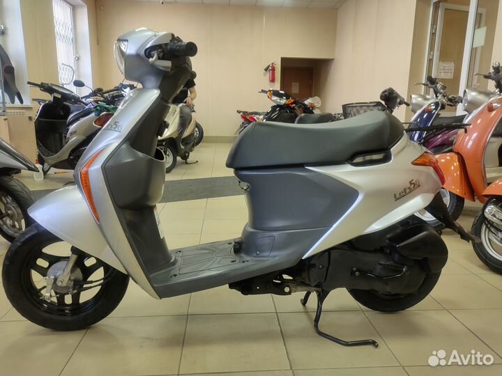 Японский скутер, мопед Suzuki Lets 5 (1 )