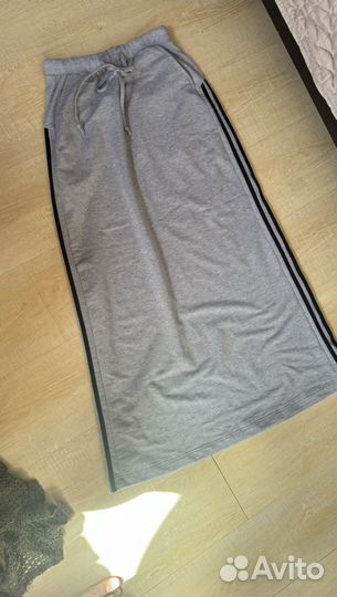 Спортивный костюм женский с юбкой