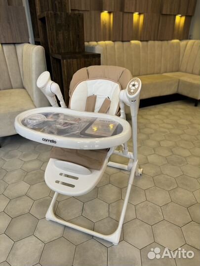 Стульчик - качеля для кормления Carrello Triumph