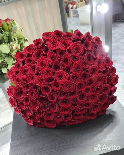 Букет 101 роза 51 роза 35 роз Роз Белые Красные